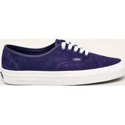 Vans - Tenisówki skórzane. Fioletowe trampki męskie Vans, bez wzorów, ze skóry, na sznurówki. W wyprzedaży za 219,90 zł.