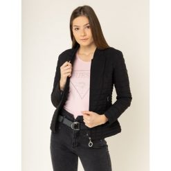 Kurtka puchowa Guess Vera W01L92 WCOG0. Fioletowe kurtki damskie Guess, s, z aplikacjami, z elastanu, bez kaptura. W wyprzedaży za 499,00 zł.