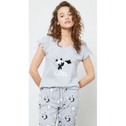 Etam - T-shirt piżamowy Jaina. Szare piżamy damskie Etam, s, z nadrukiem, z bawełny, bez rękawów. Za 69,90 zł.