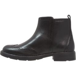 Geox SOFIA Botki black. Czarne botki damskie skórzane Geox. W wyprzedaży za 230,45 zł.