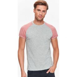 T-SHIRT KRÓTKI RĘKAW MĘSKI. Czarne t-shirty męskie marki Top Secret, m. Za 14,99 zł.