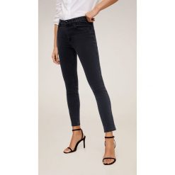 Mango - Jeansy Studs. Szare jeansy damskie Mango, bez wzorów, z elastanu. Za 139,90 zł.