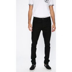 Brave Soul - Jeansy East Bourne. Czarne jeansy męskie skinny marki Brave Soul. W wyprzedaży za 79,90 zł.