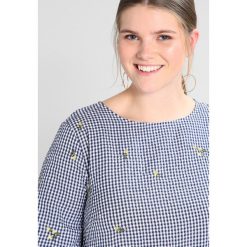 Sukienki hiszpanki: Missguided Plus GINGHAM FLORAL EMBROIDERY DRESS Sukienka letnia navy