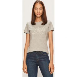 Lee - T-shirt. Szare bluzki damskie Lee, s, z nadrukiem, z bawełny, z okrągłym kołnierzem. W wyprzedaży za 89,90 zł.