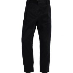 Chinosy męskie: Scotch & Soda Spodnie materiałowe black