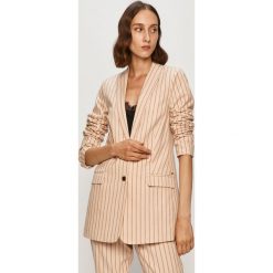 Scotch & Soda - Marynarka. Różowe kamizelki damskie Scotch & Soda, s, bez wzorów, z bawełny. Za 769,90 zł.