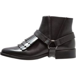 Royal RepubliQ PRIME FRINGE Ankle boot black. Czarne botki damskie skórzane marki Royal RepubliQ. Za 839,00 zł.