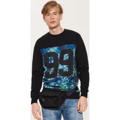 Bluza z tropikalnym printem - Czarny. Czarne bluzy męskie rozpinane marki House, s. Za 79,99 zł.