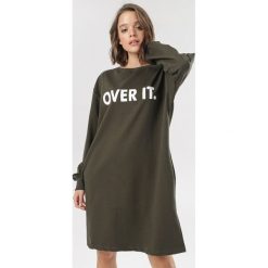 Khaki Tunika Jilvyn. Brązowe tuniki damskie Born2be, xl, bez wzorów, bez kołnierzyka, bez rękawów. Za 79,99 zł.