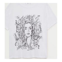 Mango - T-shirt Psface. Fioletowe bluzki damskie Mango, s, z nadrukiem, z bawełny, casualowe, z okrągłym kołnierzem, z krótkim rękawem. Za 59,90 zł.