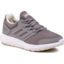 Buty adidas - Galaxy 4 EE8379 Dovgry/Dovgry/Sand. Szare buty sportowe damskie Adidas, z materiału, sportowe, do biegania. Za 199,00 zł.