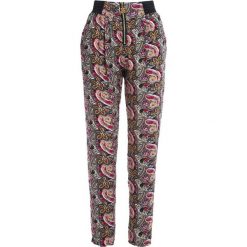 Czarno-Koralowe Spodnie Good Shopping. Czarne spodnie damskie Multu, s, z tkaniny. Za 19,99 zł.