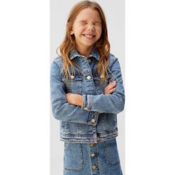 Mango Kids - Kurtka jeansowa Allegra. Kurtki dziewczęce z elastanu, krótkie. Za 99,90 zł.