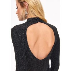 ELEGANCKIE KOLCZYKI. Żółte kolczyki damskie marki Top Secret, złote. W wyprzedaży za 24,99 zł.