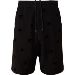 McQ Alexander McQueen DART LOW CROTCH SHORTS Szorty darkest black. Czarne spodenki i szorty męskie marki McQ Alexander McQueen, m, bez wzorów, z bawełny. Za 969,00 zł.