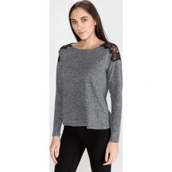 Vero Moda Malena Sweter Szary. Szare bluzy damskie Vero Moda, xs, w koronkowe wzory, z elastanu, bez rękawów, bez kaptura. Za 109,95 zł.