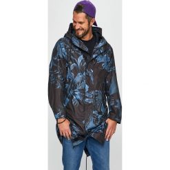 Nike Sportswear - Parka. Czarne płaszcze męskie Nike Sportswear, s, bez wzorów, z poliesteru, długie, z kapturem. W wyprzedaży za 399,90 zł.