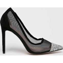 Public Desire - Szpilki. Szare szpilki marki Public Desire, z materiału. W wyprzedaży za 119,90 zł.