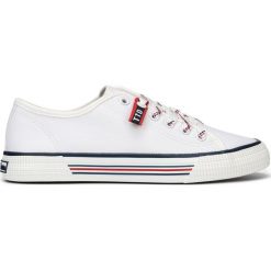 Tom Tailor Denim Tenisówki Biały. Białe trampki i tenisówki damskie TOM TAILOR DENIM, bez wzorów, z materiału, bez zapięcia. Za 216,95 zł.