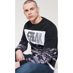 Bluza z nadrukiem - Czarny. Czarne bluzy męskie rozpinane House, l, z nadrukiem. Za 79,99 zł.