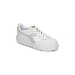 Buty Diadora B ELITE WIDE. Białe trampki i tenisówki damskie Diadora, bez wzorów, bez zapięcia. Za 199,50 zł.