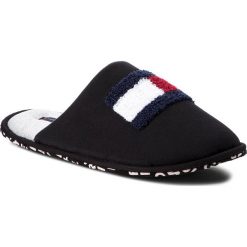 Kapcie TOMMY HILFIGER - Terry Flag Homeslipper FM0FM01789 Black 990. Czarne kapcie męskie TOMMY HILFIGER, z materiału. Za 229,00 zł.