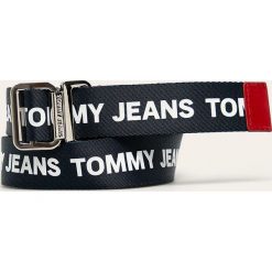 Tommy Jeans - Pasek. Białe paski damskie Tommy Jeans, w paski, z jeansu. Za 179,90 zł.