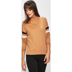 Trussardi Jeans - Sweter. Brązowe swetry damskie Trussardi Jeans, s, bez wzorów, z jedwabiu, z krótkim rękawem, krótkie, bez kaptura. Za 499,90 zł.