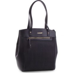 Torebka MONNARI - BAG2890-020 Black. Czarne torebki klasyczne damskie Monnari, ze skóry ekologicznej, zdobione. W wyprzedaży za 199,00 zł.