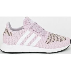 Adidas Originals - Buty Swift Run. Różowe buty sportowe damskie adidas Originals, bez wzorów, z materiału, sportowe. W wyprzedaży za 329,90 zł.