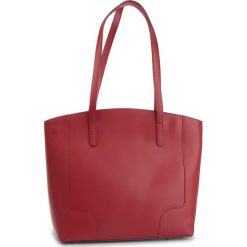 Torebka CREOLE - K10597 Czerwony. Czerwone torebki klasyczne damskie Creole, bez wzorów, ze skóry, eleganckie, bez dodatków. Za 339,00 zł.