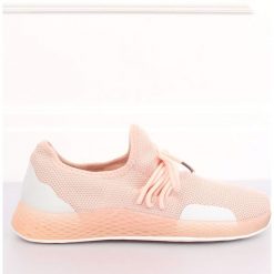 Buty sportowe różowe B-6851 Pink. Różowe buty sportowe damskie ButyModne, bez wzorów, z tkaniny, sportowe, na fitness i siłownię. W wyprzedaży za 69,00 zł.