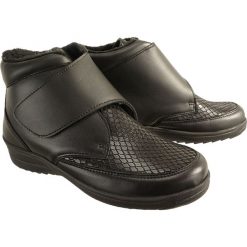 COMFORTABEL 991233-1 schwarz, botki damskie. Botki damskie Comfortabel, ze skóry, bez obcasa, bez zapięcia. Za 349,90 zł.