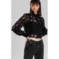 Czarna Bluzka Dominguez. Czarne bluzki damskie Renee, s, bez wzorów, bez kołnierzyka, bez rękawów. W wyprzedaży za 89,99 zł.