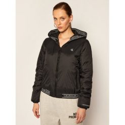 Kurtka puchowa Calvin Klein Jeans J20J214117. Czarne kurtki damskie Calvin Klein Jeans, s, bez wzorów, z jeansu, bez kaptura. Za 849,00 zł.