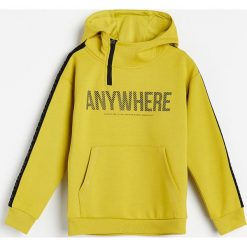 Bluza z kapturem - Zielony. Zielone bluzy męskie Reserved, bez wzorów, z kapturem, bez rękawów, z kapturem. Za 89,99 zł.