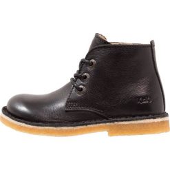 Kickers REALKIZ Botki sznurowane noir. Brązowe buty zimowe damskie marki Kickers. W wyprzedaży za 209,50 zł.