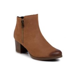 Lasocki OCE-FESTA-04 Camel. Brązowe botki damskie Lasocki, ze skóry, bez obcasa, bez zapięcia. Za 229,99 zł.