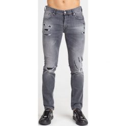JEANSY SLIM FIT Just Cavalli. Szare jeansy męskie Just Cavalli, m, z aplikacjami. Za 875,40 zł.