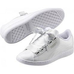 Puma Damskie Buty Vikky Ribbon P White 40,5. Białe buty sportowe damskie Puma, bez wzorów, klasyczne. W wyprzedaży za 189,00 zł.