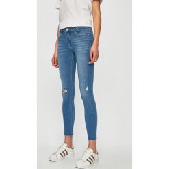 Tally Weijl - Jeansy Paris. Niebieskie jeansy damskie TALLY WEIJL, bez wzorów, z elastanu, z obniżonym stanem. W wyprzedaży za 89,90 zł.