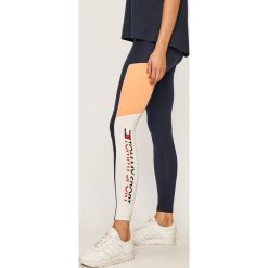 Tommy Sport - Legginsy. Niebieskie spodnie damskie Tommy Sport, s, bez wzorów, z elastanu. W wyprzedaży za 219,90 zł.