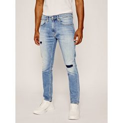 Jeansy Tapered Fit Calvin Klein Jeans J30J312371. Niebieskie jeansy męskie Calvin Klein Jeans, m, bez wzorów, z jeansu. W wyprzedaży za 349,00 zł.