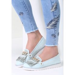 Niebieskie Mokasyny Blue Sky. Niebieskie mokasyny damskie marki vices, na płaskiej podeszwie. Za 49,99 zł.