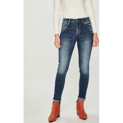 Answear - Jeansy. Niebieskie jeansy damskie skinny marki ANSWEAR, s, z jeansu. W wyprzedaży za 89,90 zł.