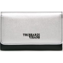 Trussardi Jeans - Portfel. Szare portfele damskie Trussardi Jeans, bez wzorów, z jeansu. W wyprzedaży za 239,90 zł.