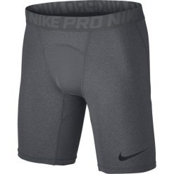 Nike Szorty Szary. Szare spodenki i szorty męskie Nike, s, bez wzorów, z elastanu. Za 111,95 zł.