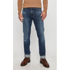 Trussardi Jeans - Jeansy 370 Close. Niebieskie jeansy męskie Trussardi Jeans, s, bez wzorów, klasyczne, z standardowym stanem. Za 539,90 zł.