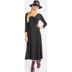 SUKIENKA SKIPPER MAX MARA LEISURE. Czarne sukienki damskie Max Mara Leisure, na imprezę, s, z aplikacjami, z materiału, bez kołnierzyka, bez rękawów, maxi. Za 545,40 zł.